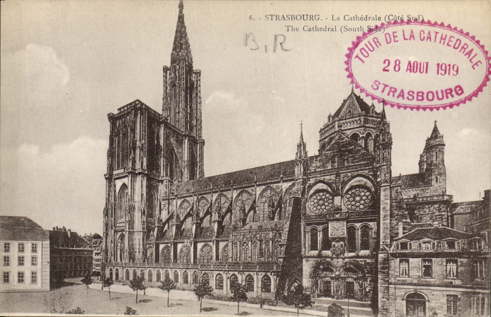 VINTAGE POSTCARD Strasbourg the Cathedral