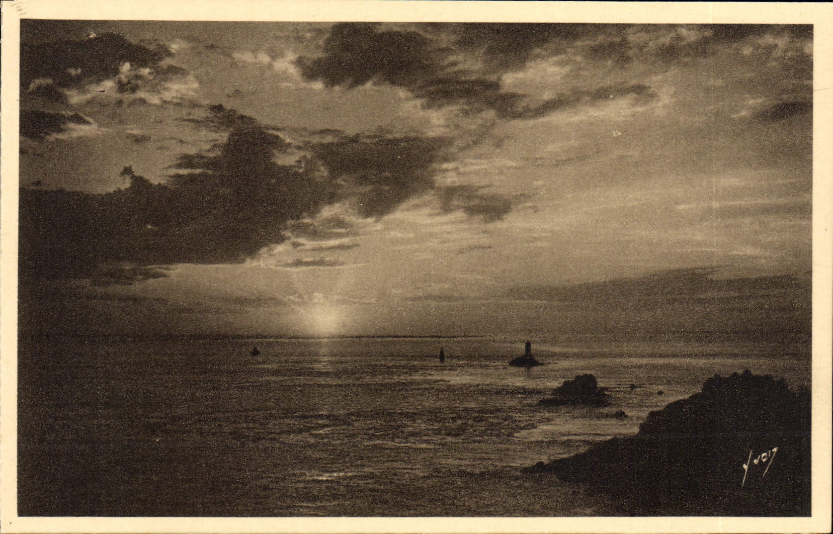 CPA Pointe Du Raz De Sein Coucher de Soleil sur I'lle de Sein