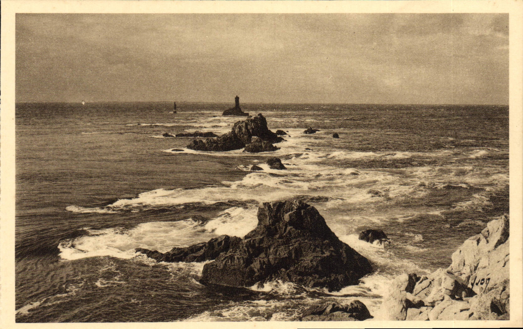 CPA Pointe Du Raz De Sein Le Phare de la Vieille
