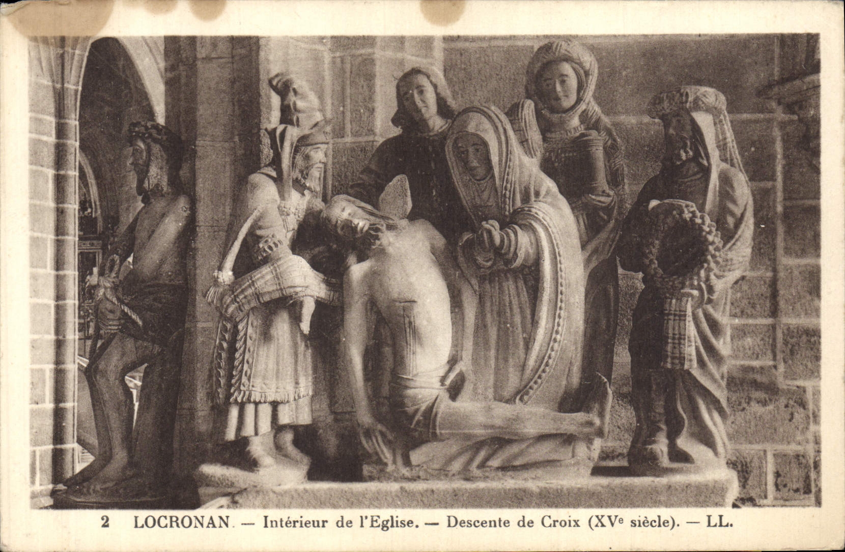 CPA Locronan Interieur de L'Eglise Descente de Croix