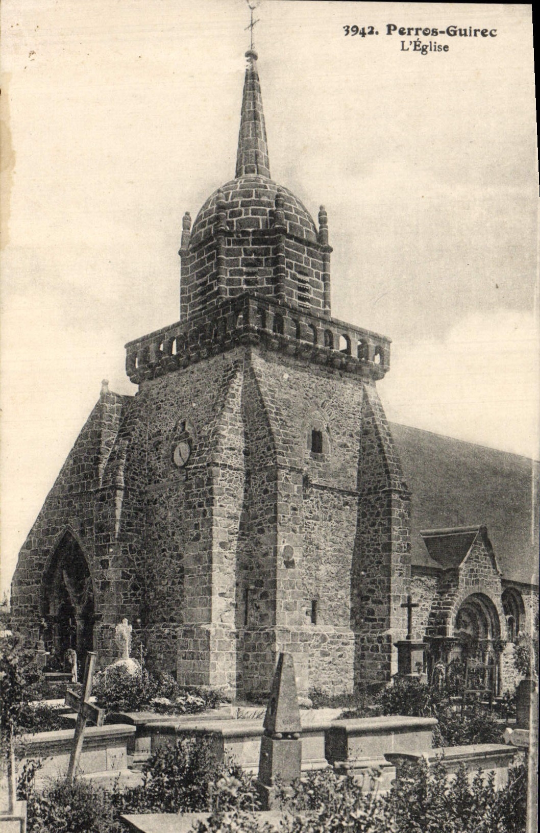 CPA Perros Guirec L'Eglise