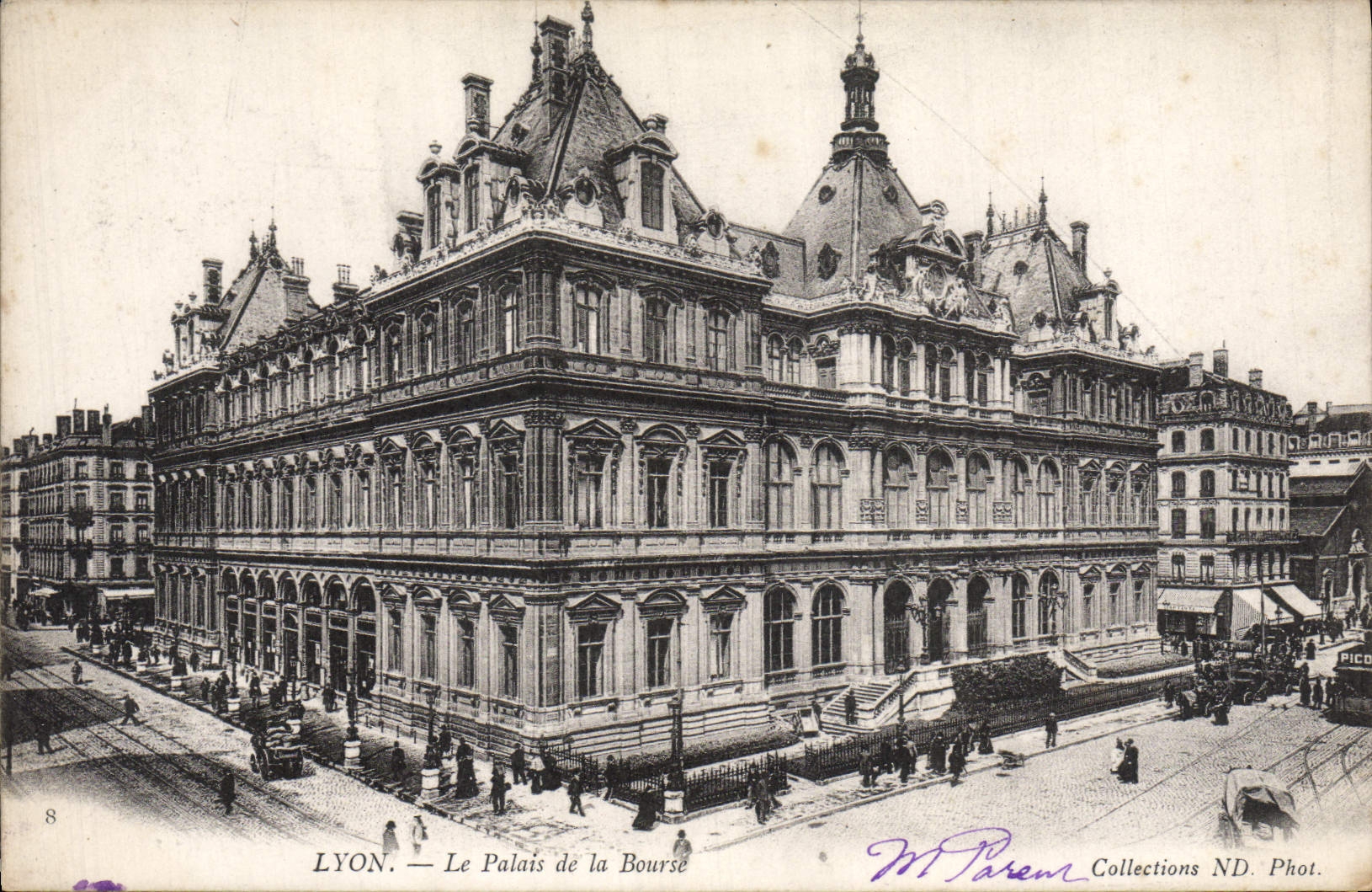 VINTAGE POSTCARD Lyon the palate of the Stock Exchange