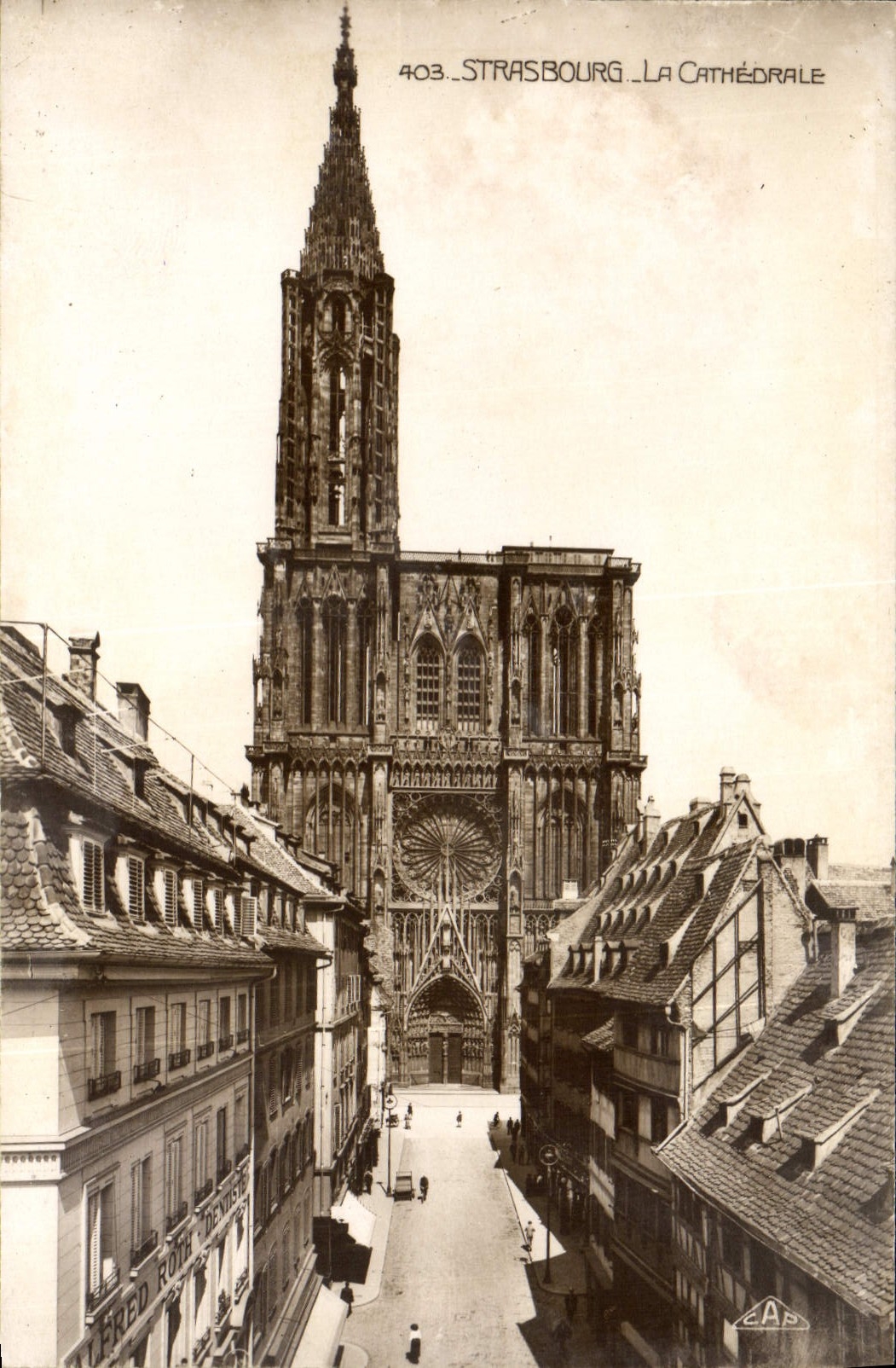 VINTAGE POSTCARD Strasbourg the Cathedral