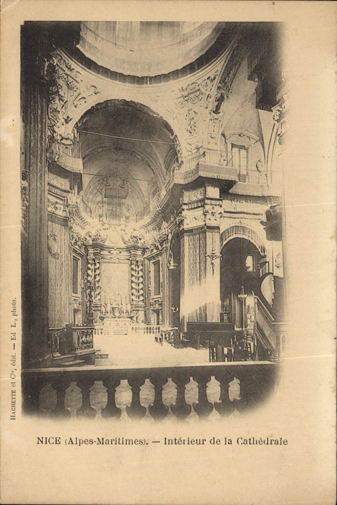 Niza interior de la POSTAL de la VENDIMIA de la catedral