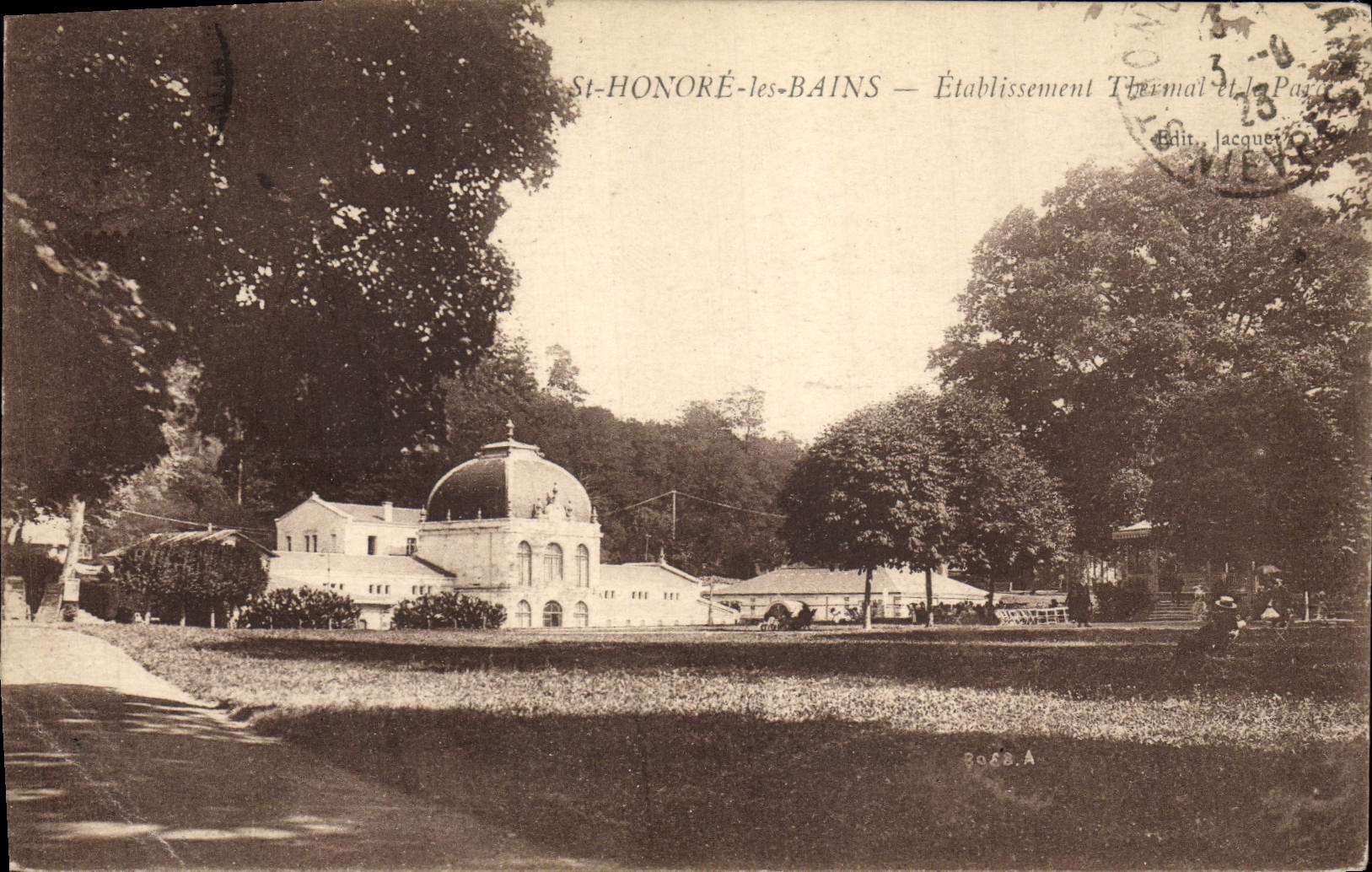 VINTAGE POSTCARD St Honors Hydropathic establishment les Bains the park