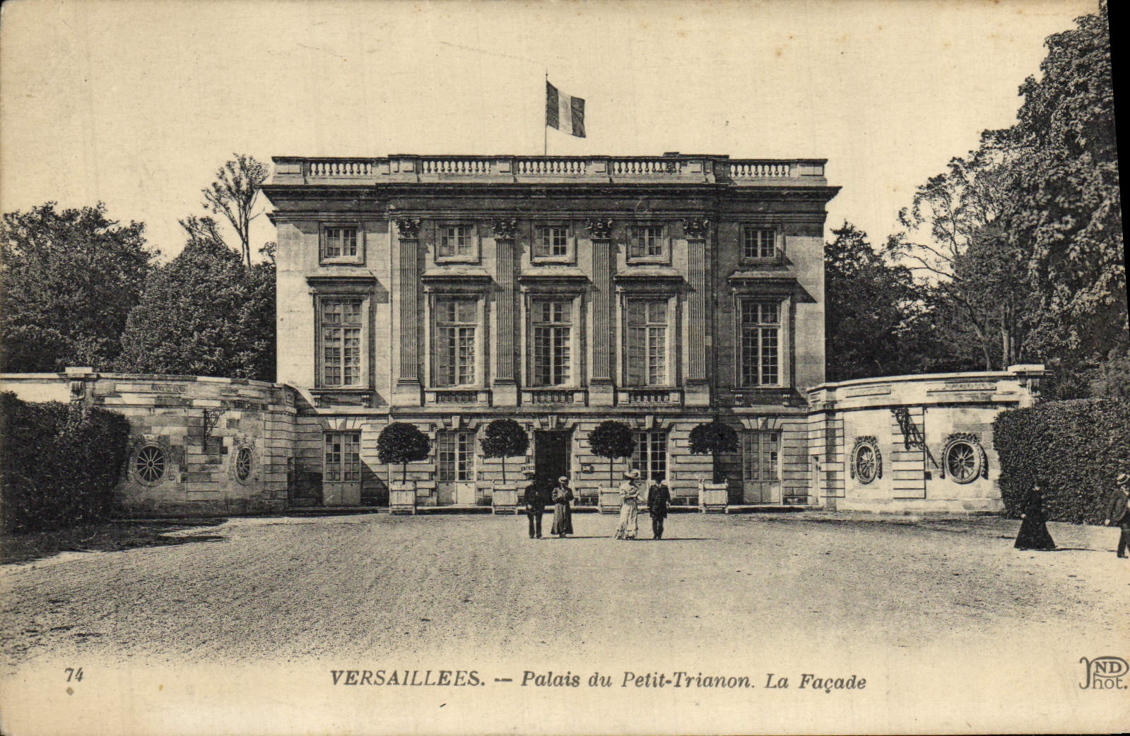 Paladar de Versaillees de la POSTAL de la VENDIMIA de pequeño Trianon el ataque frontal