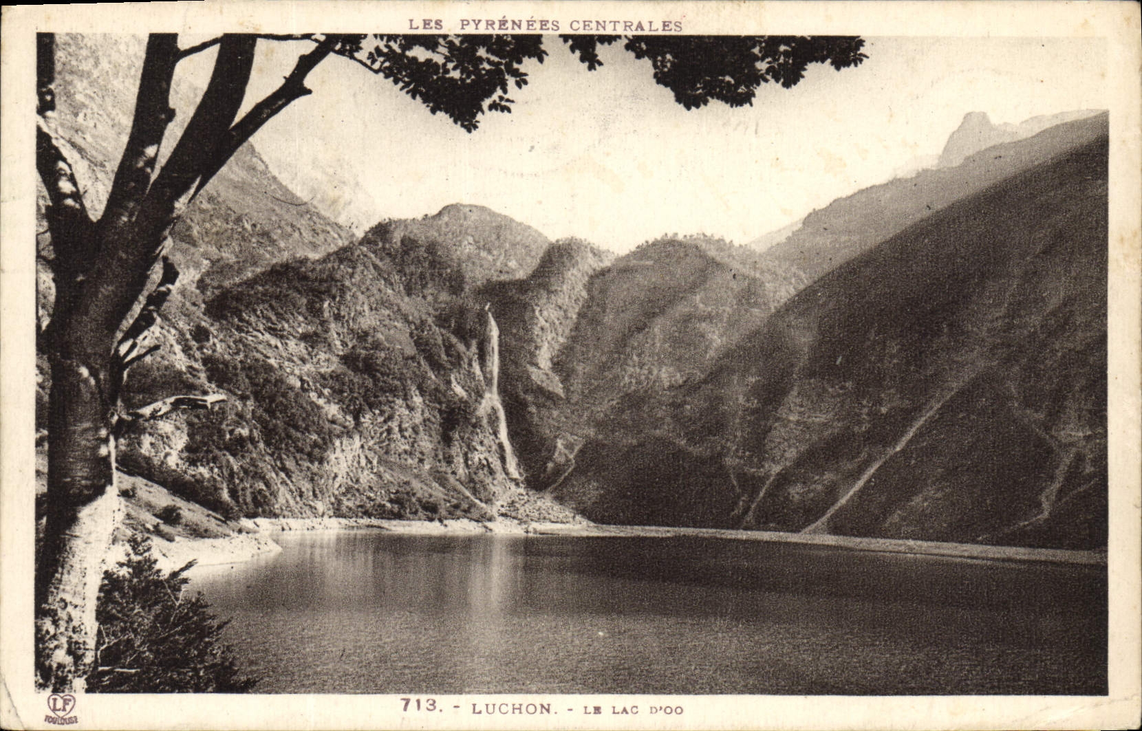 VINTAGE POSTCARD Luchon the Lake Oo
