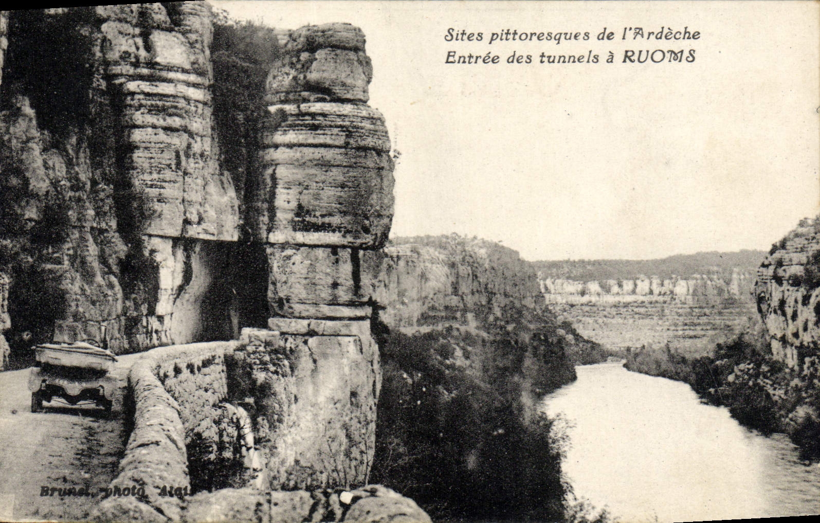 VINTAGE POSTCARD Entree of the tunnels has Ruoms