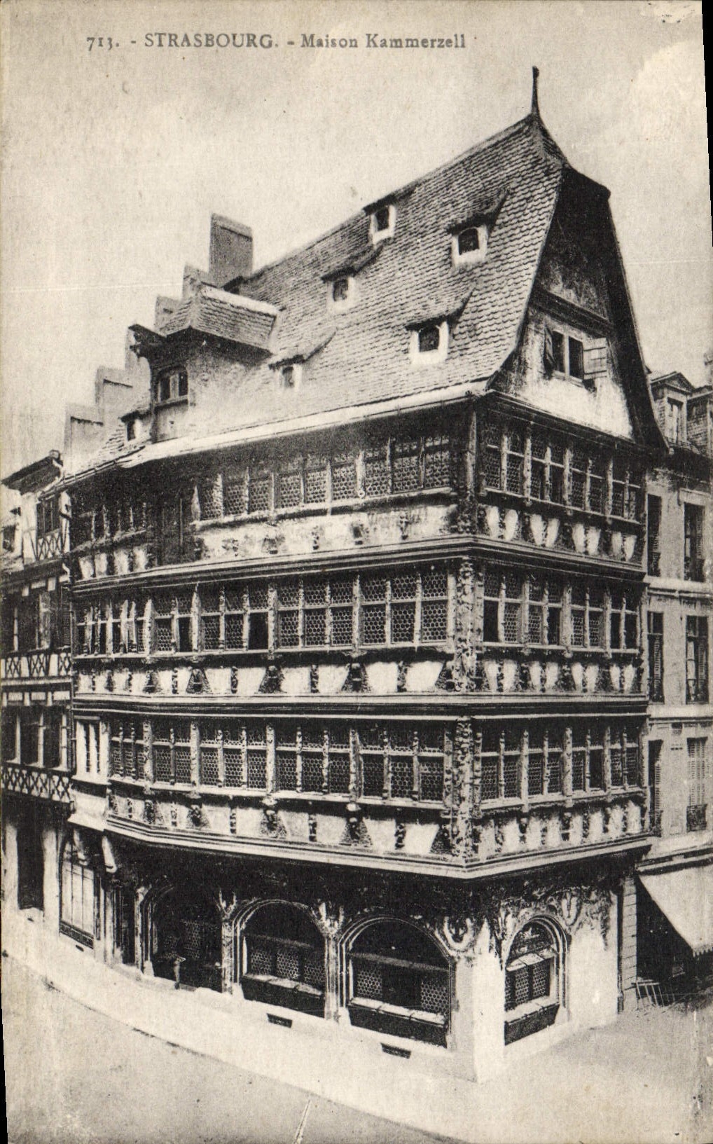 VINTAGE POSTCARD Strasbourg Kammerzell House