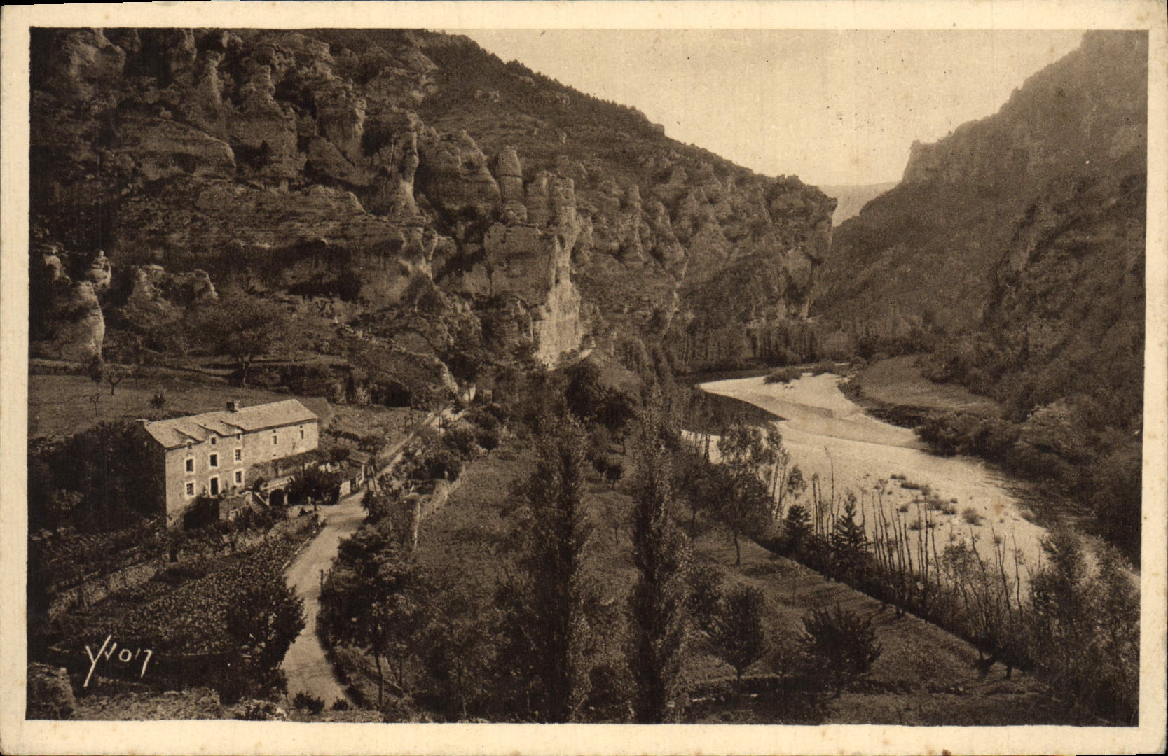 VINTAGE POSTCARD Gorges of the Tarn Seen from of the Hermitage of St Hilaire