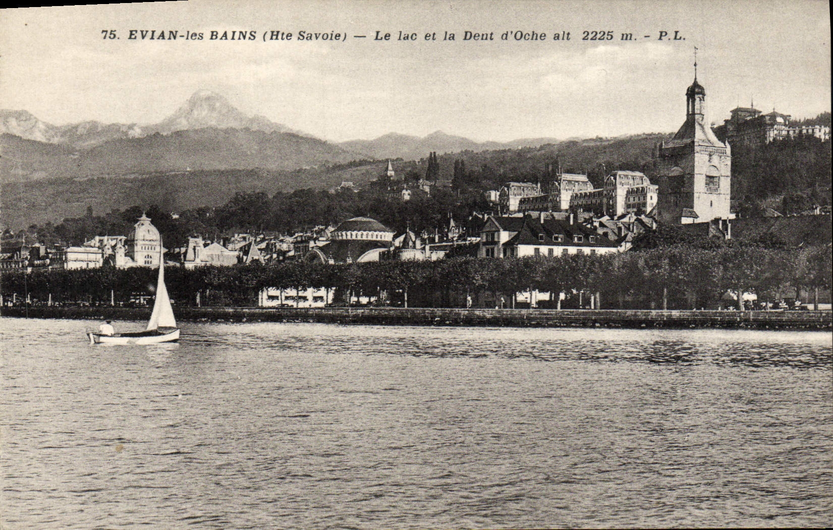 VINTAGE POSTCARD Evian les Bains the Lake and Deut d' Oche