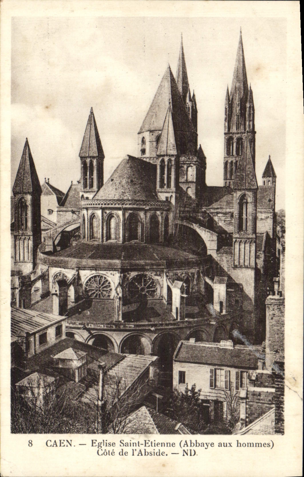 VINTAGE POSTCARD Caen Eglise Saint Etienne Abbaye with the men Dimensions apse
