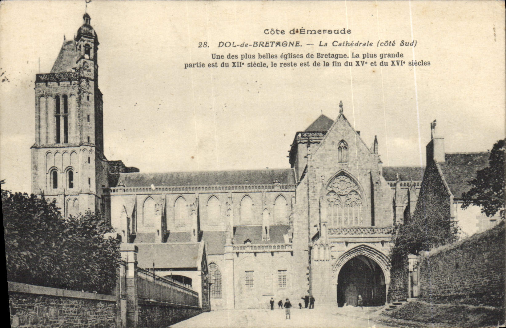 VINTAGE POSTCARD Fraud of Brittany the Cathedral