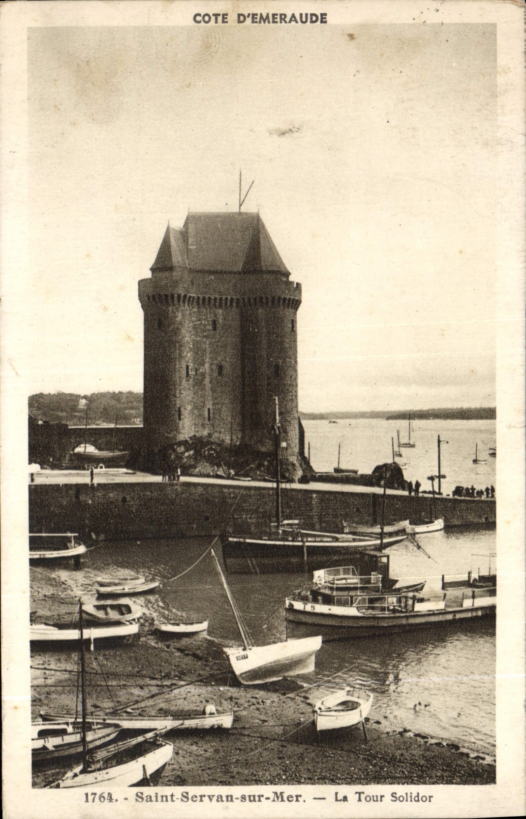 VINTAGE POSTCARD Holy Servan On Sea the Tower Solidor Boats