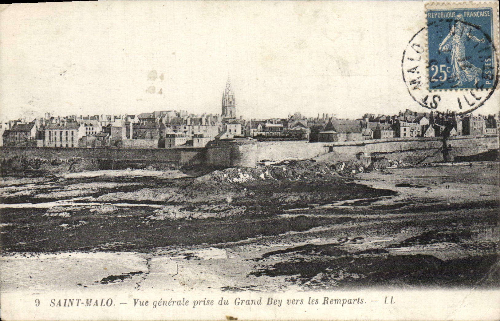 CPA Saint Malo Vue Generale Prise Du Grand Bey vers Les Remparts