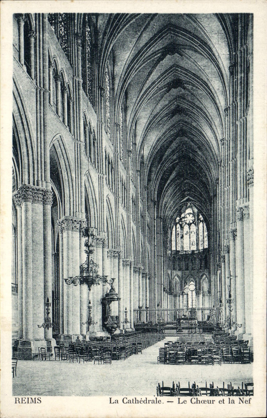 VINTAGE POSTCARD Rheims the Cathedral Chorus And the Nave