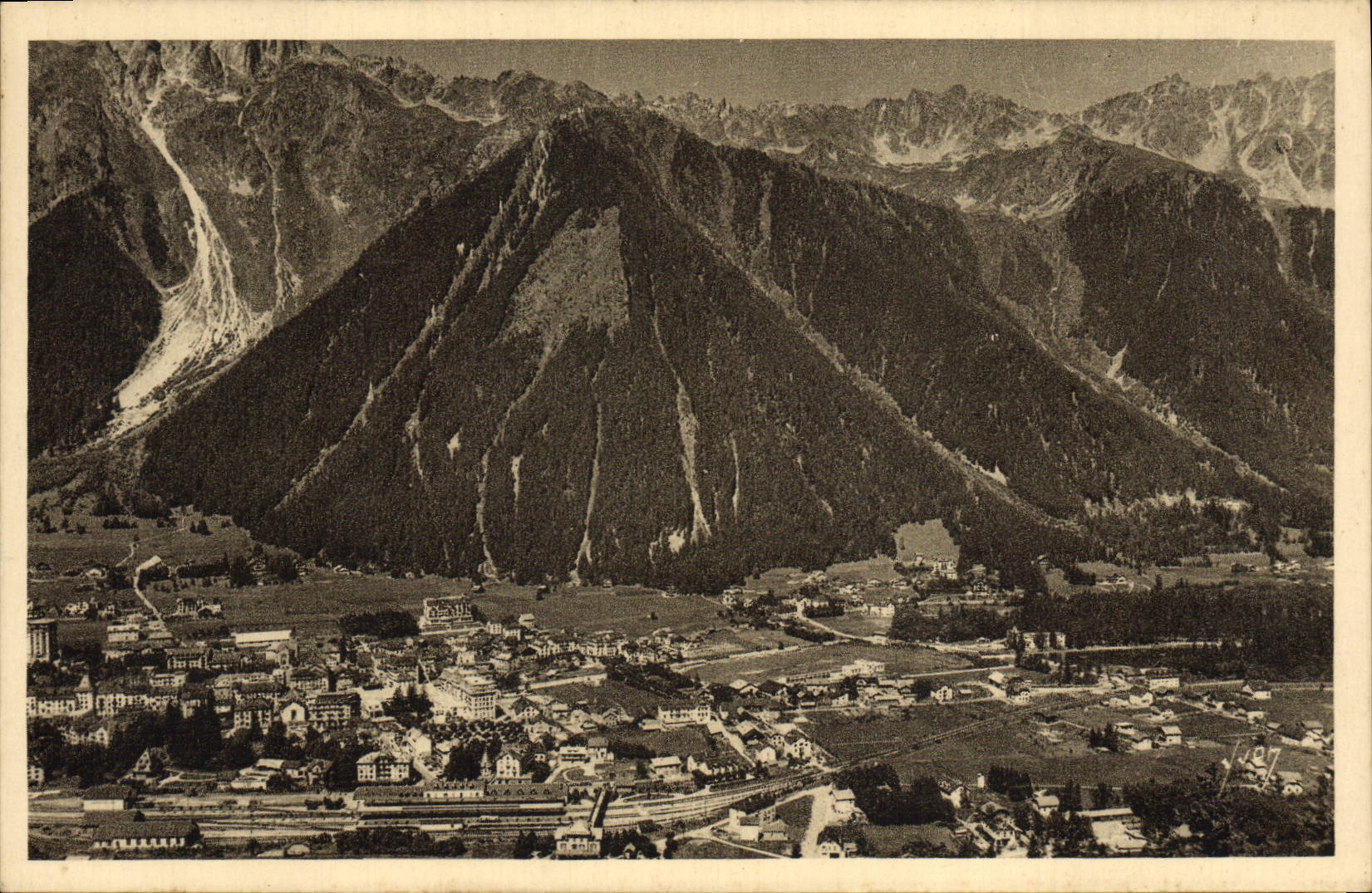 VINTAGE POSTCARD Chamonix Mont Blanc