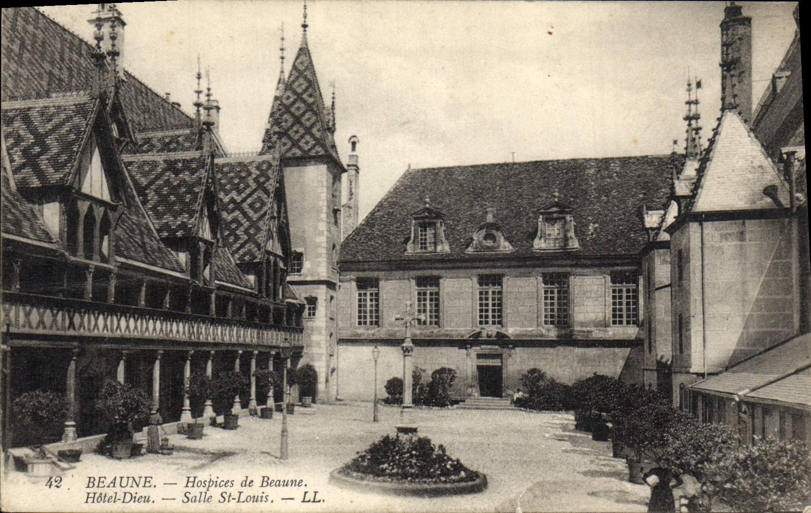CPA Beaune Hospices De Beaune Hotel Dieu Salle St Louis