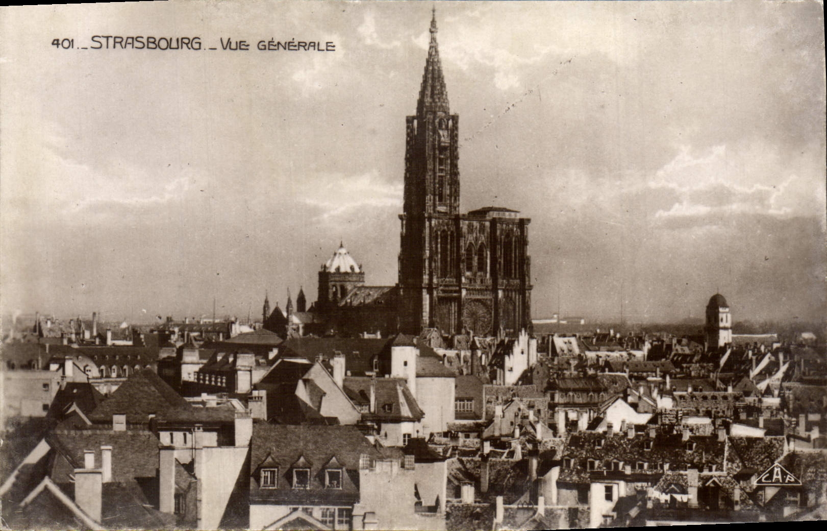 VINTAGE POSTCARD Strasbourg View