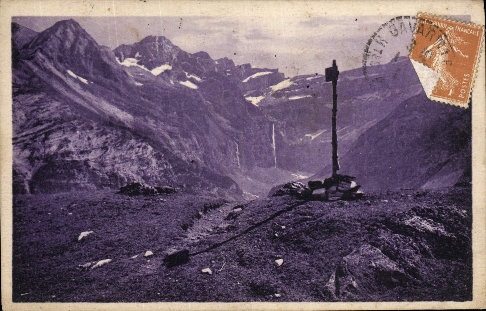 VINTAGE POSTCARD Beautiful Landscapes Of Gavarnie France the circus Seen from of the Bellevue terrace