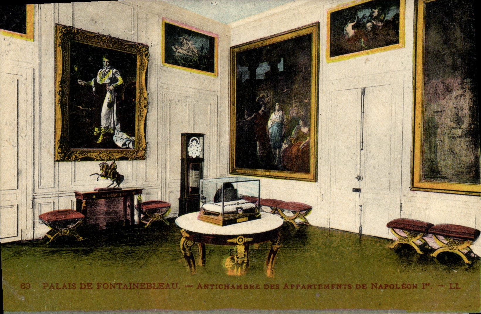 VINTAGE POSTCARD Palate of Fontainebleau Anteroom of the Apartments of Napoleon 1st
