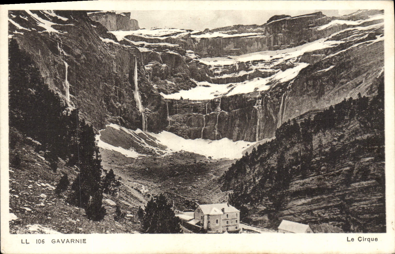 VINTAGE POSTCARD Gavarnie the Circus