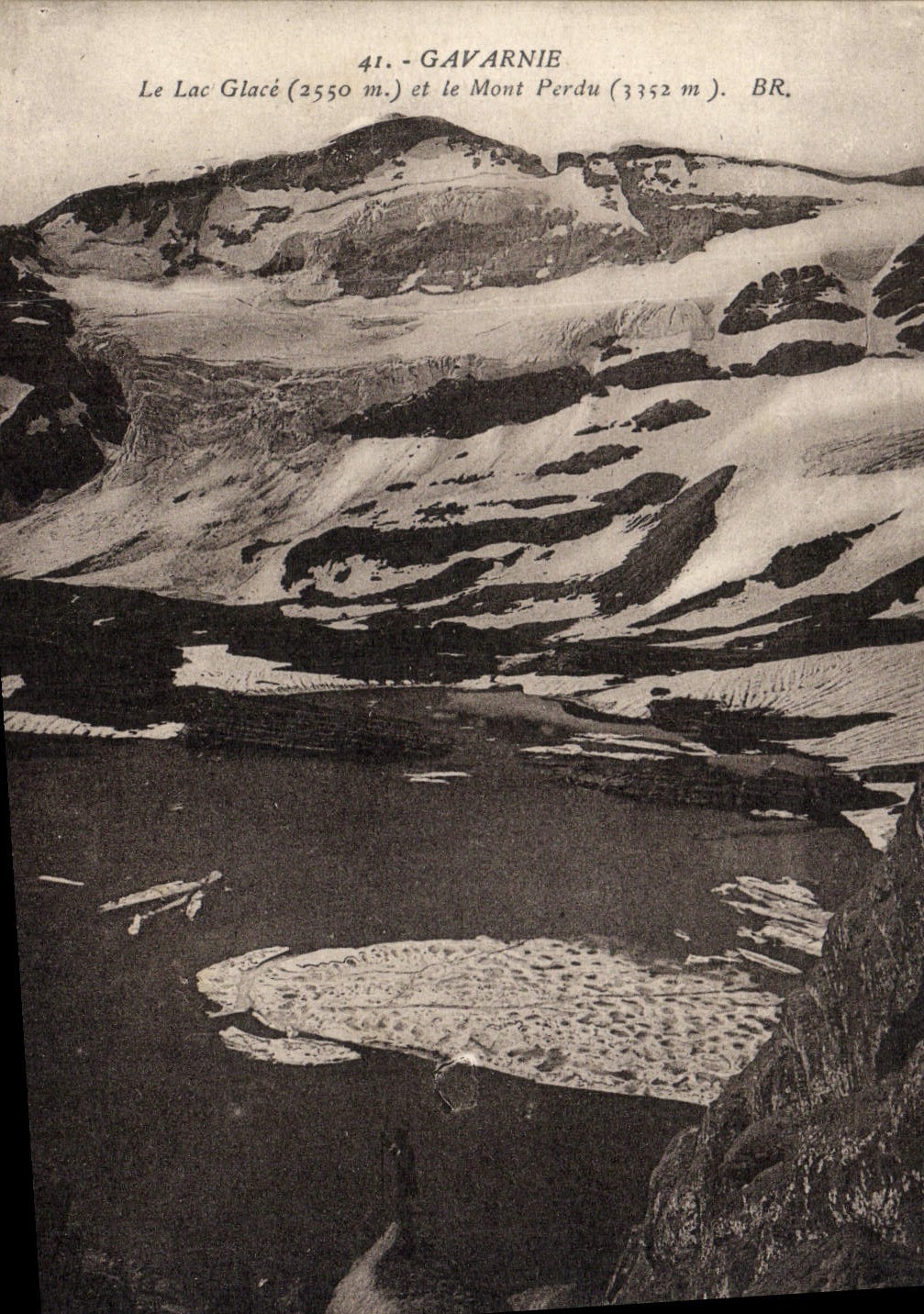 VINTAGE POSTCARD Gavarnie the Lake Freezes and the Lost Mount