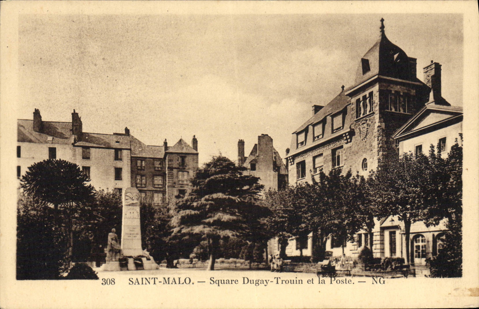 VINTAGE POSTCARD Holy Malo Public garden Dugay Trouin and the Post office