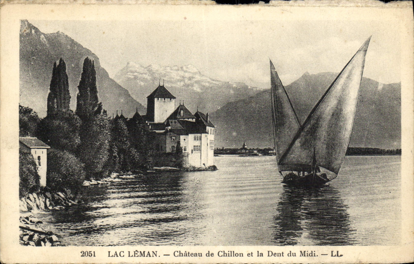 CPA Lac Leman Chateau de Chillon et la Dent du Midi Bateau