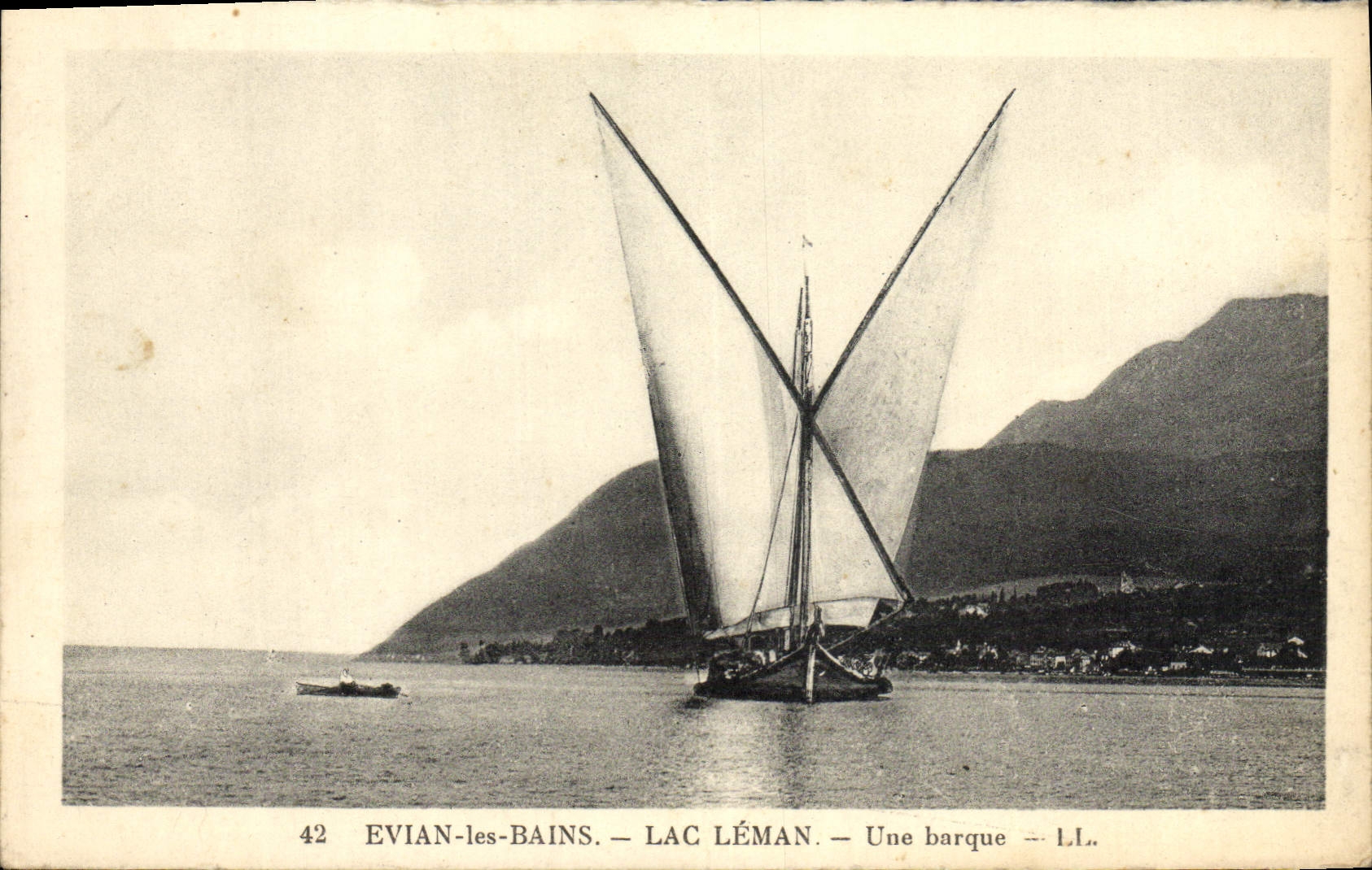 VINTAGE POSTCARD Evian les Bains Lake Leman a Boat Boat