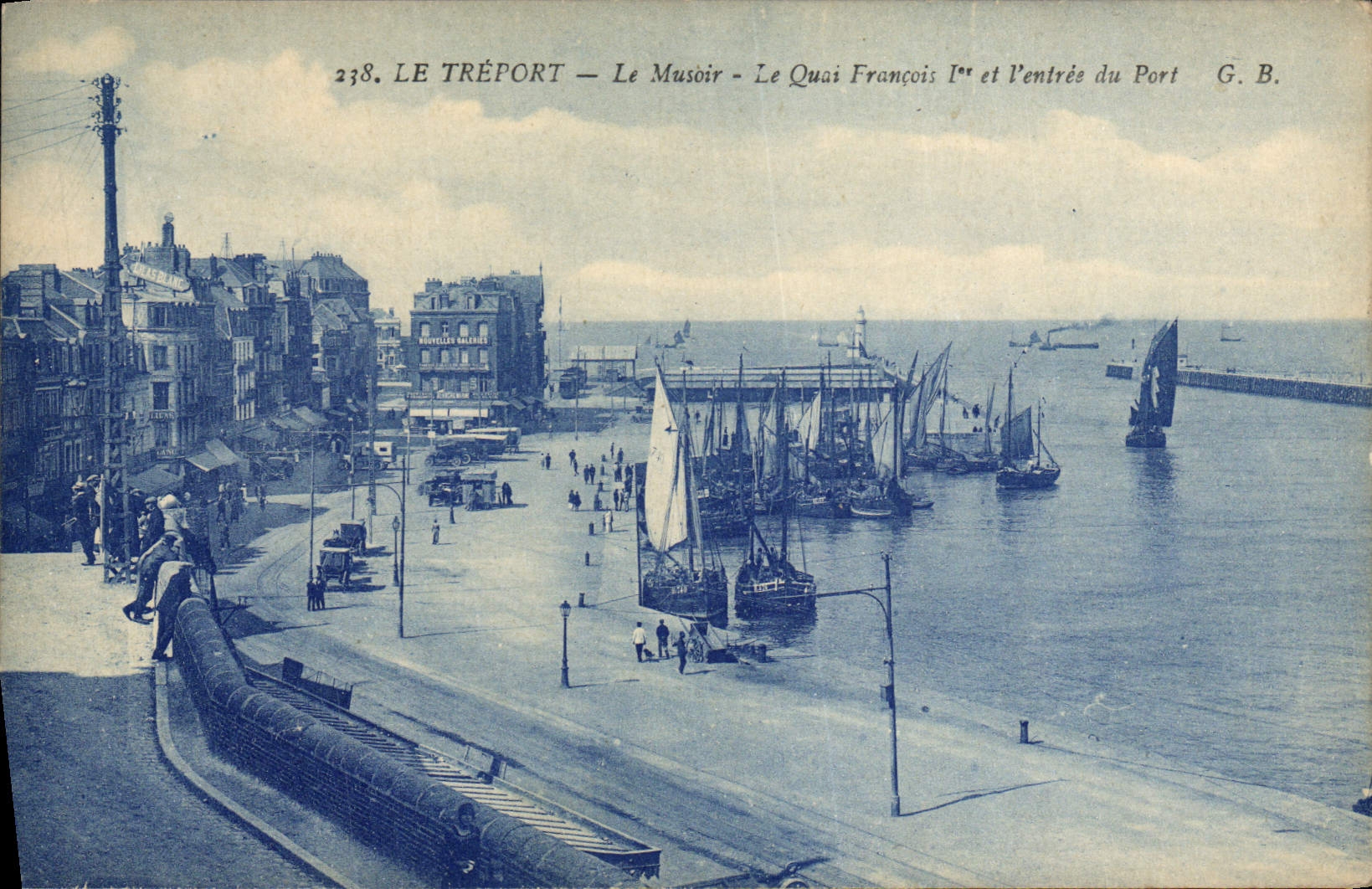 POSTAL Treport de la VENDIMIA el Pierhead el François Quay 1r y la entrada de los barcos portuarios