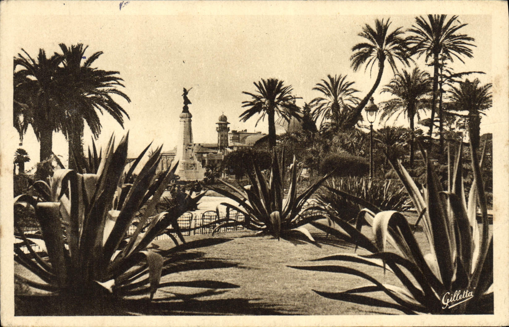 VINTAGE POSTCARD Nice the Garden Albert 1st