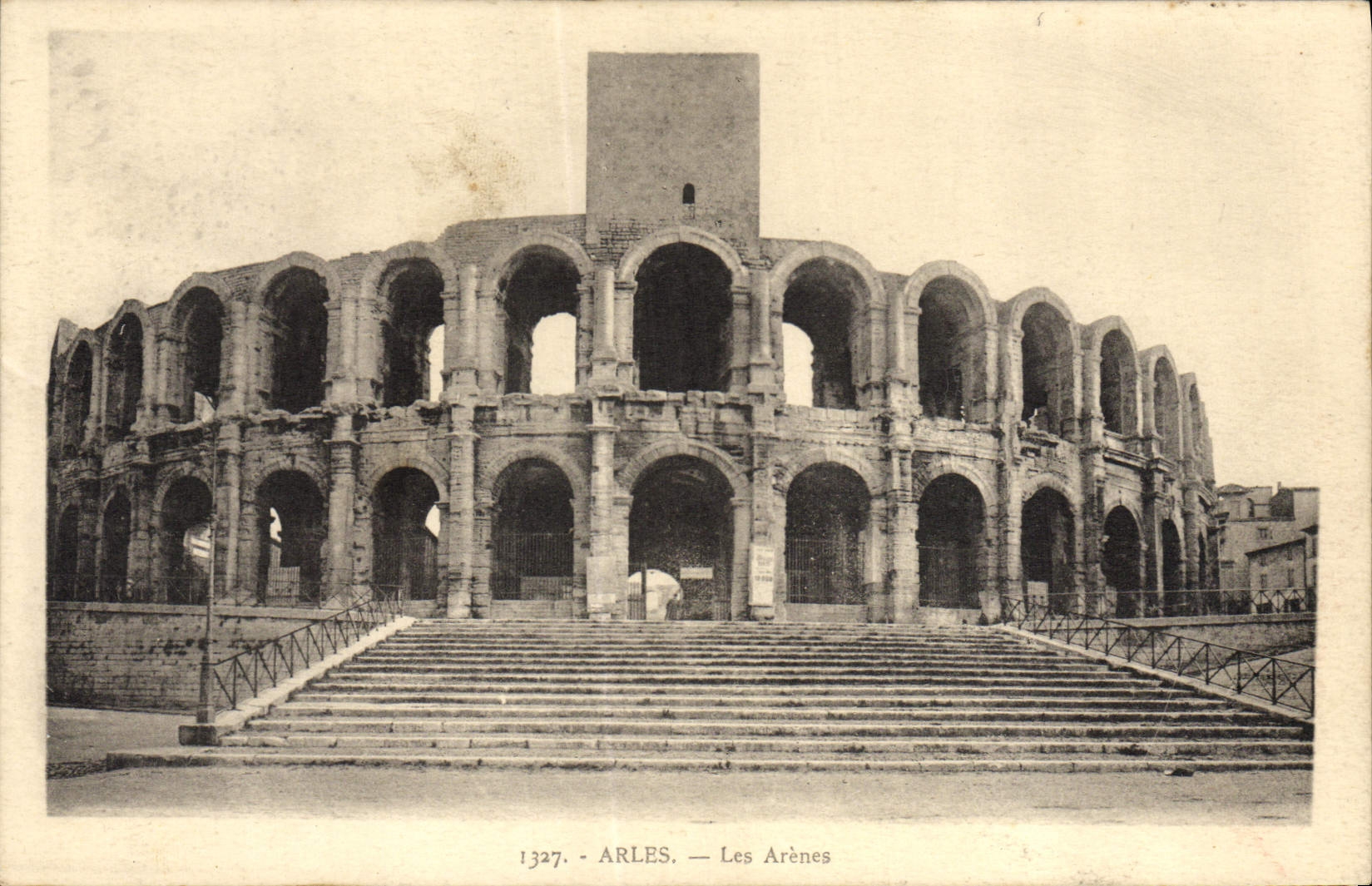 VINTAGE POSTCARD Arles the Arena