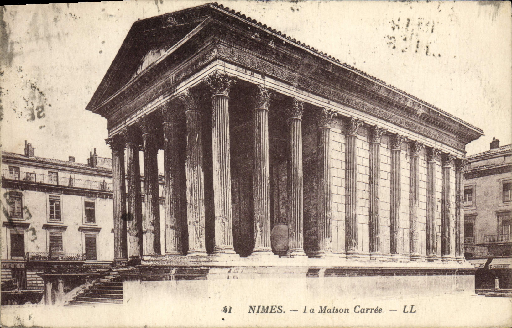 CPA Nimes La Maison Carree