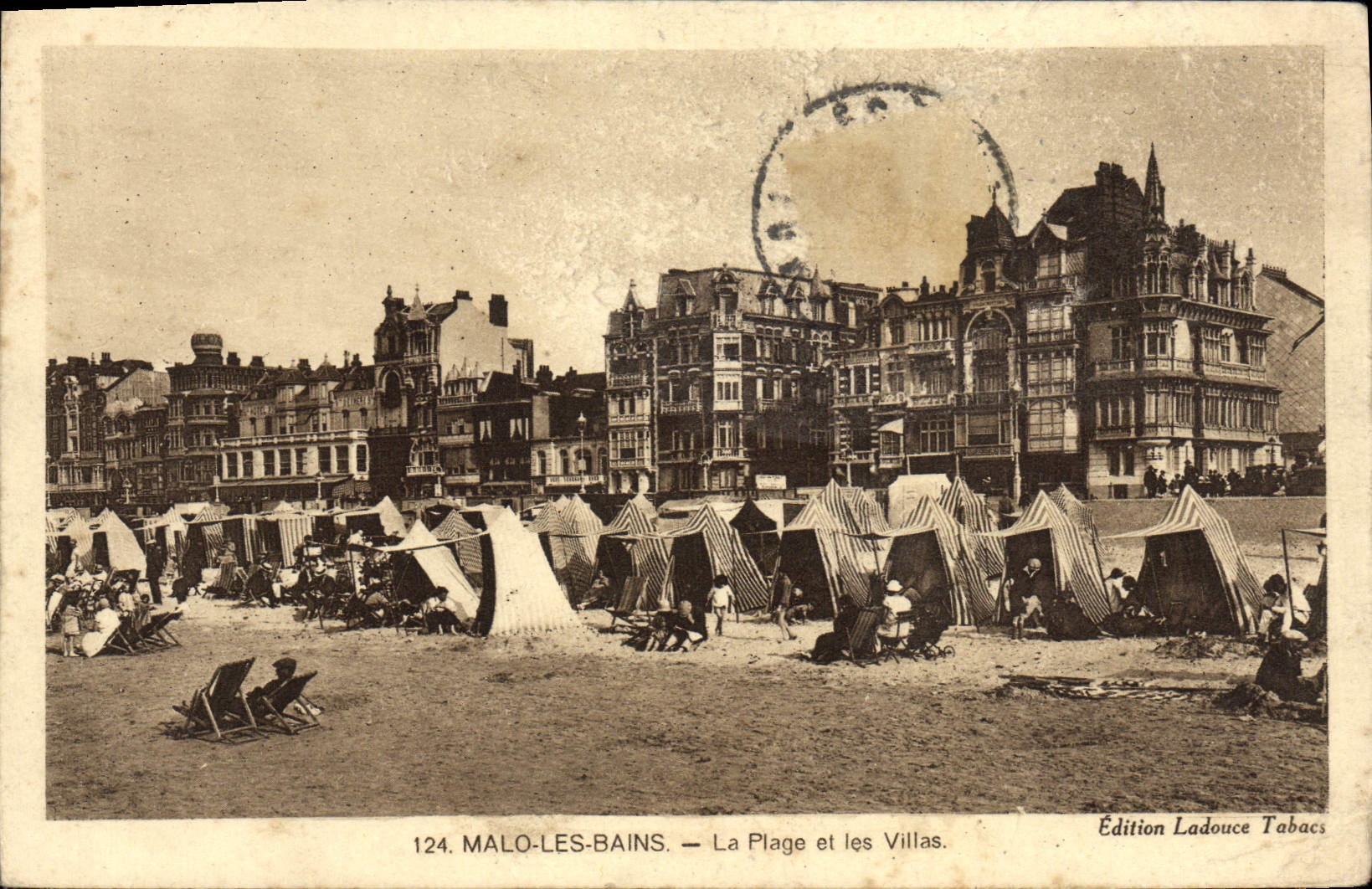 VINTAGE POSTCARD Malo Les Bains the Beach and Villas