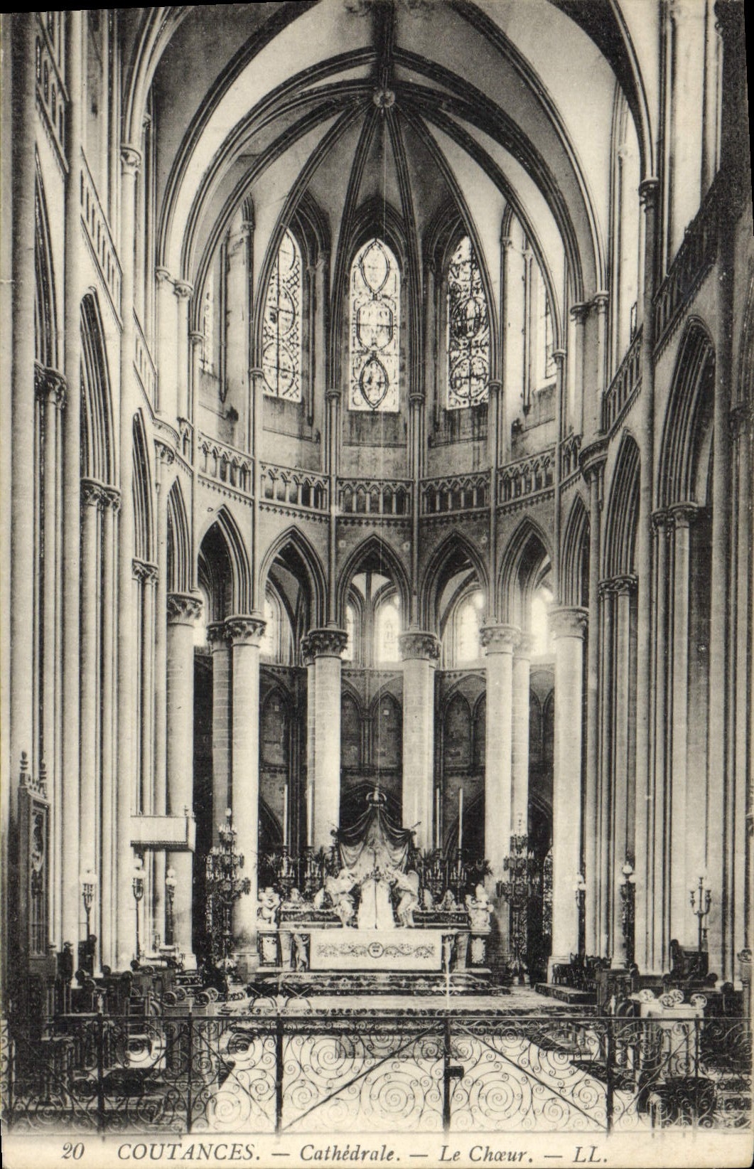 VINTAGE POSTCARD Coutances Cathedral chorus