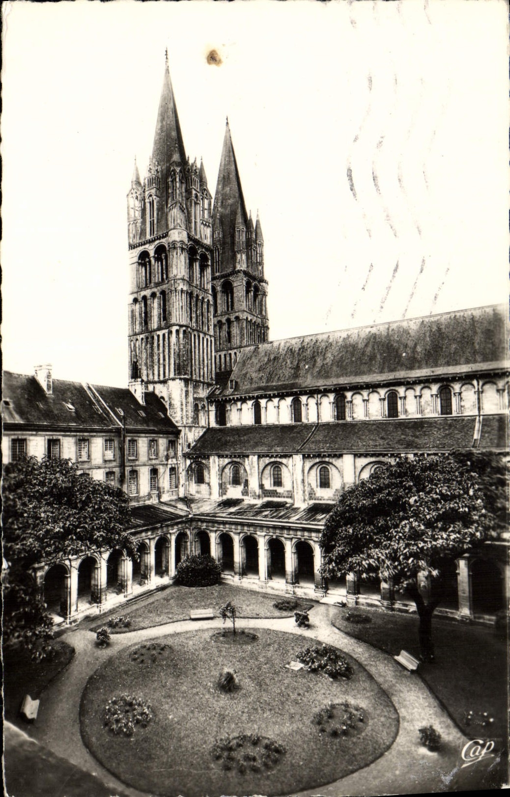 MODERN CARD Caen the Abbey with the Men the cloister