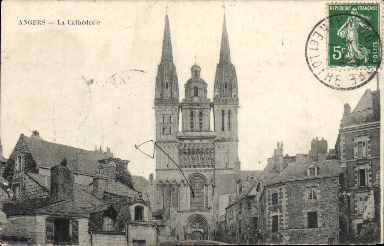 VINTAGE POSTCARD Angers the Cathedral