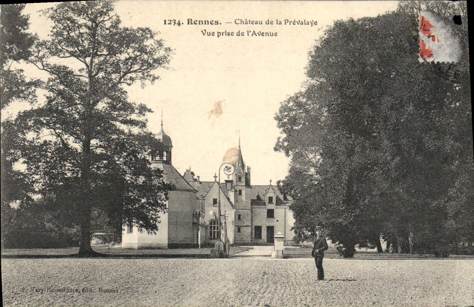 CPA Rennes Chateau de la Prevalaye Vue prise de l'Avenue 