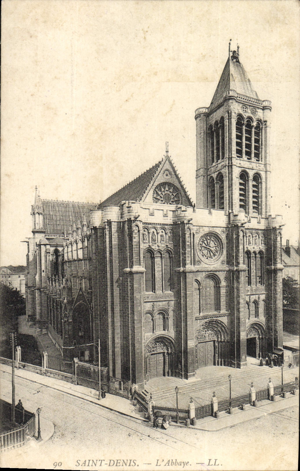 VINTAGE POSTCARD Holy Denis the Abbey