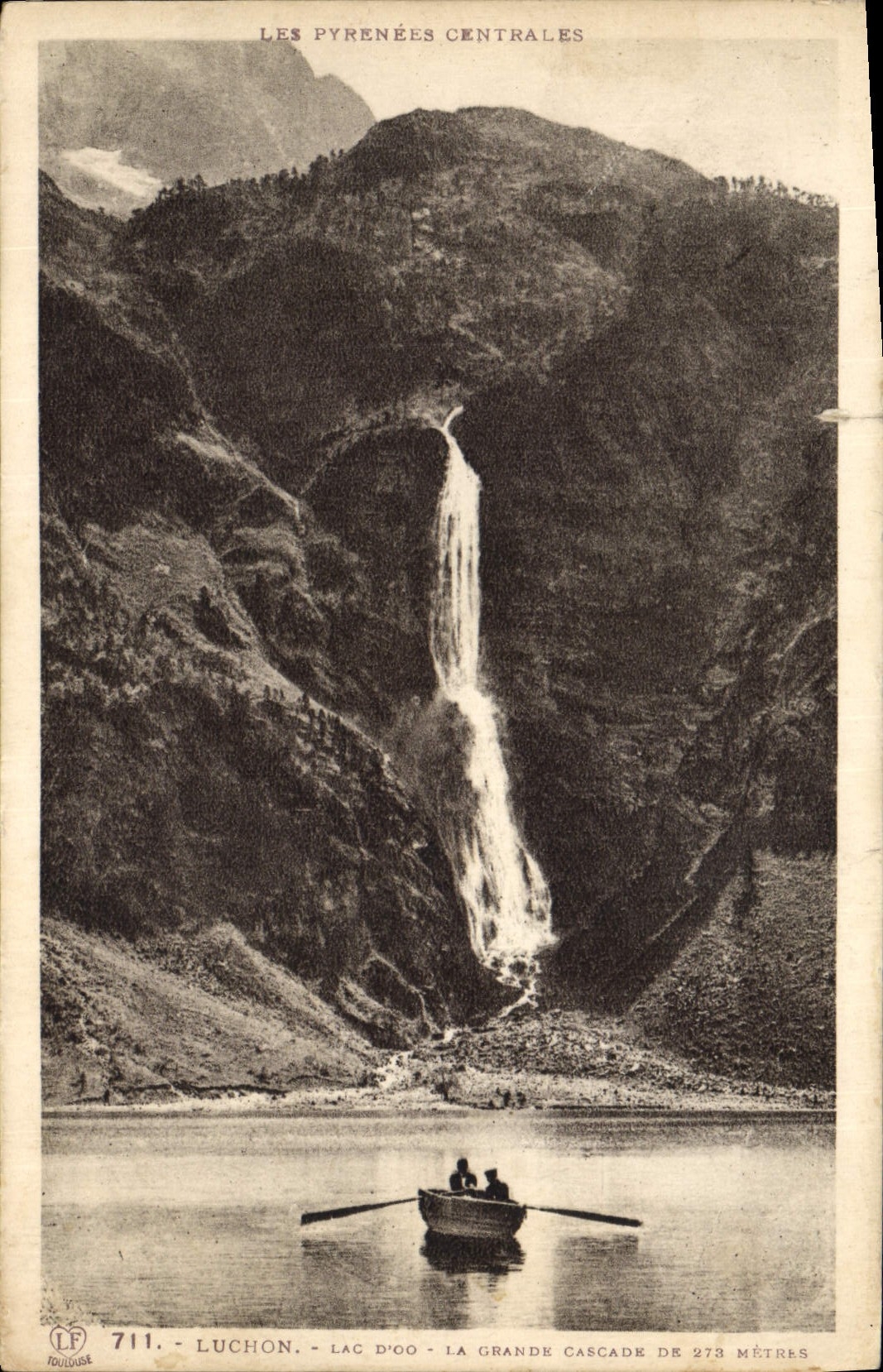 VINTAGE POSTCARD Luchon Lake Oo the large cascade