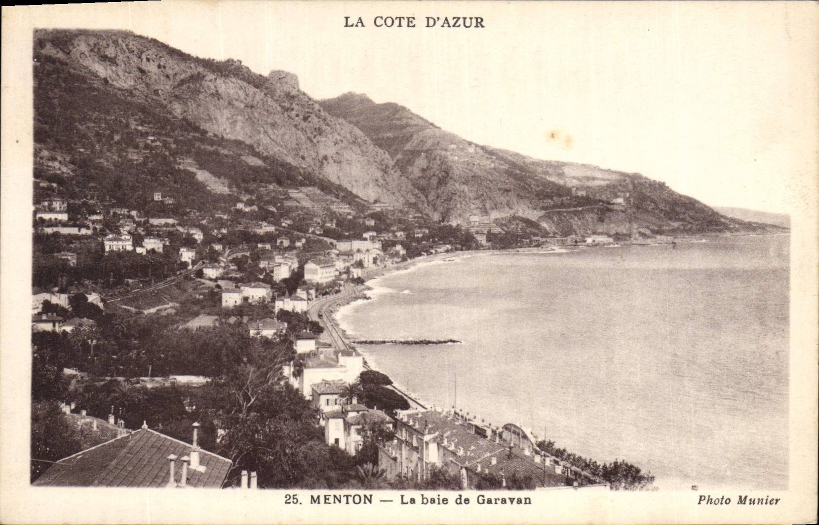VINTAGE POSTCARD Menton the Bay of Garavan