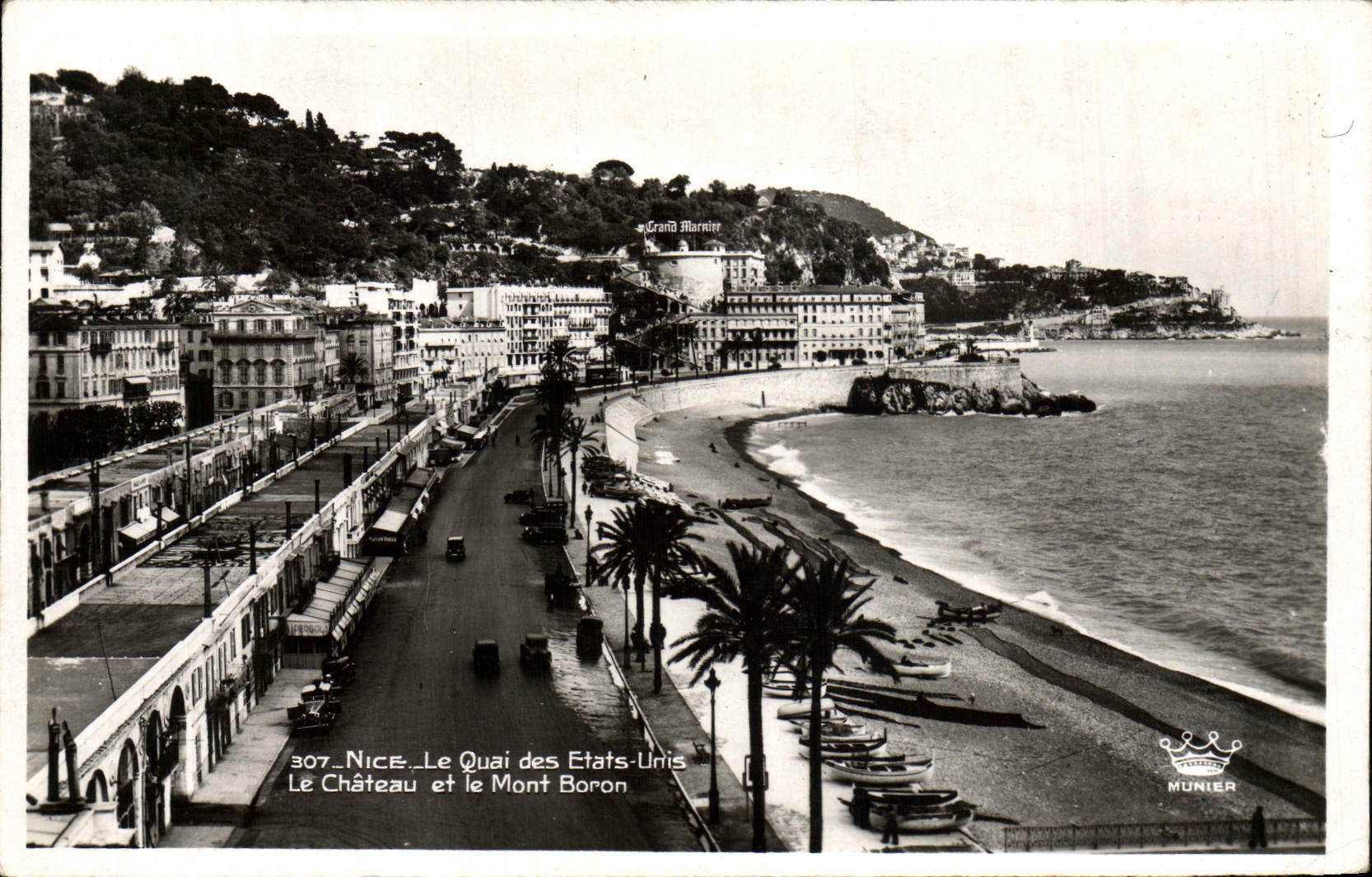 CPA Nice Le Quai Des Etats Unis Le chateau et le Mont Boron