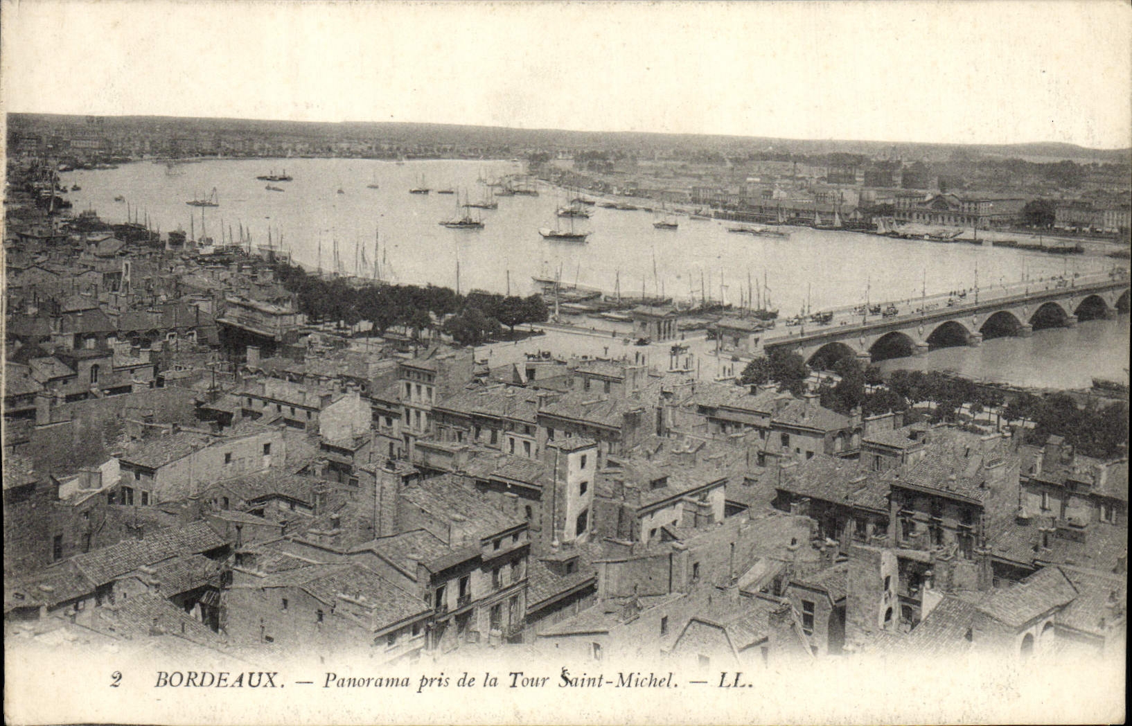 CPA Bordeaux Panorama pris de la Tour Saint Michel
