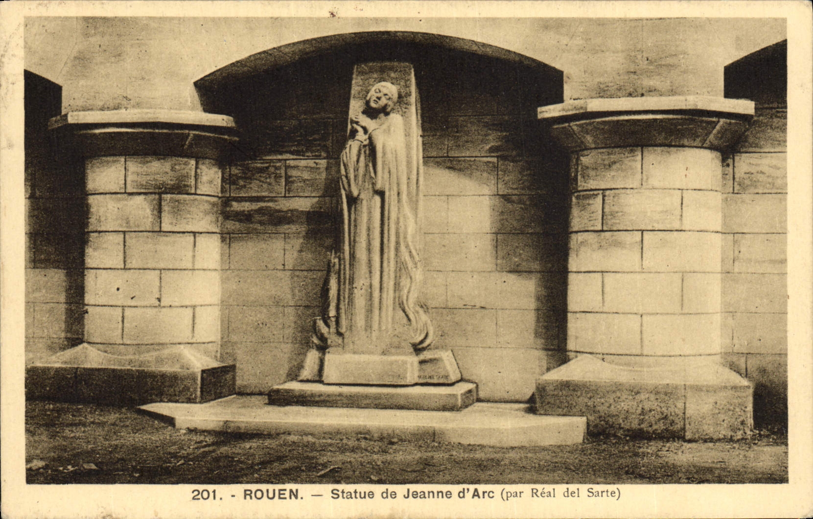 VINTAGE POSTCARD Rouen Rules of Jeanne d' Arc by Real del Sarte