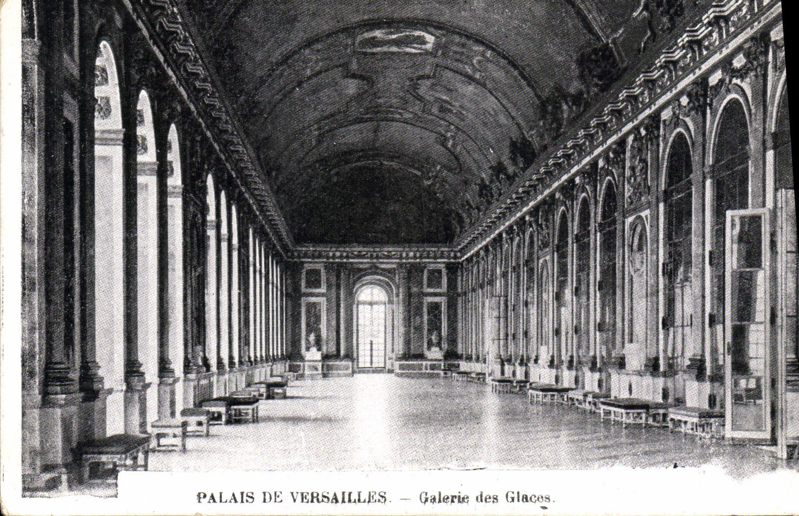 CPA Palais de Versailles Galerie des Glaces