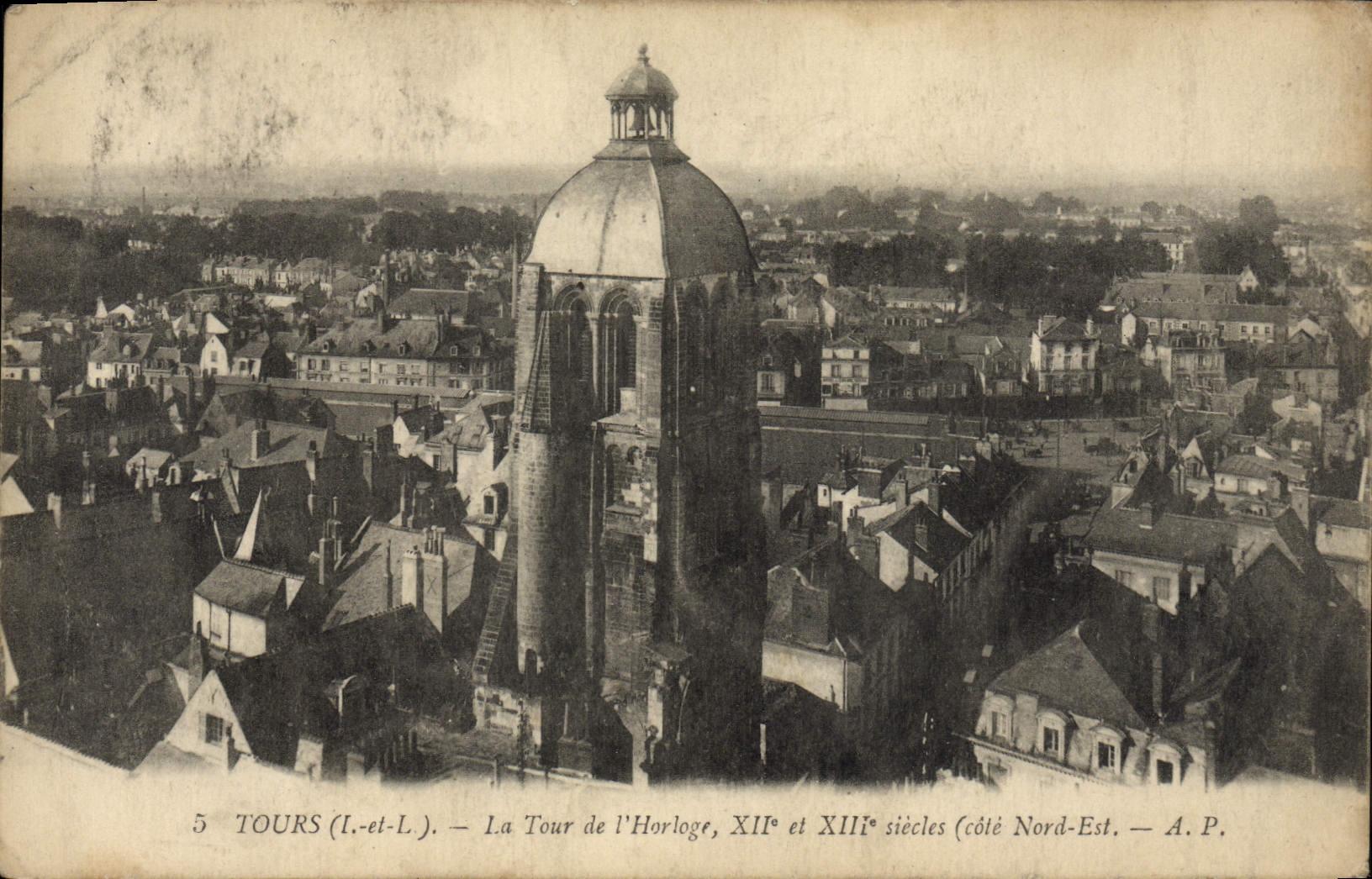 CPA Tours La Tour de l'Horloge