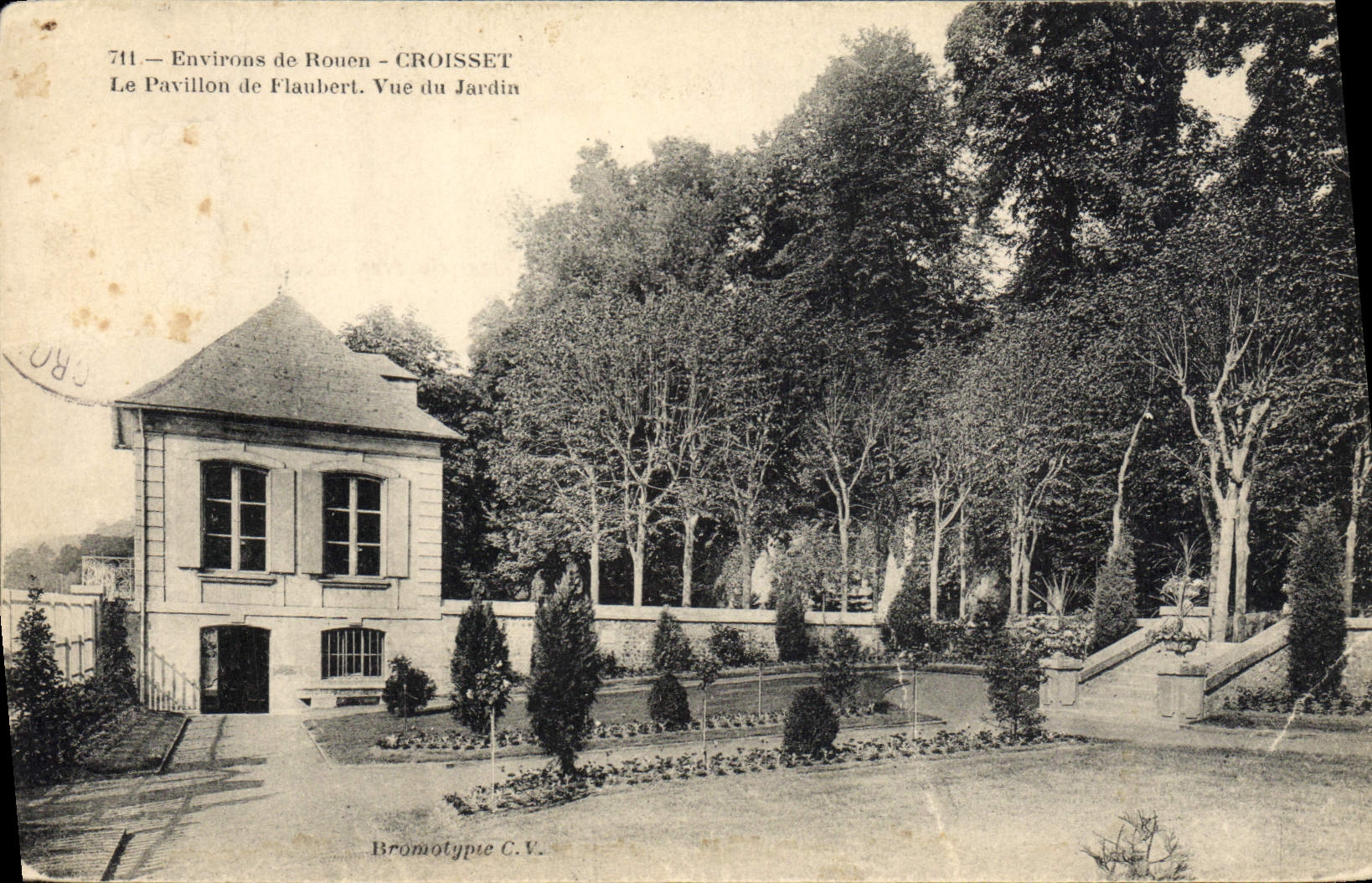 VINTAGE POSTCARD Surroundings of Rouen Croisset the house of Flaubert Seen of the garden
