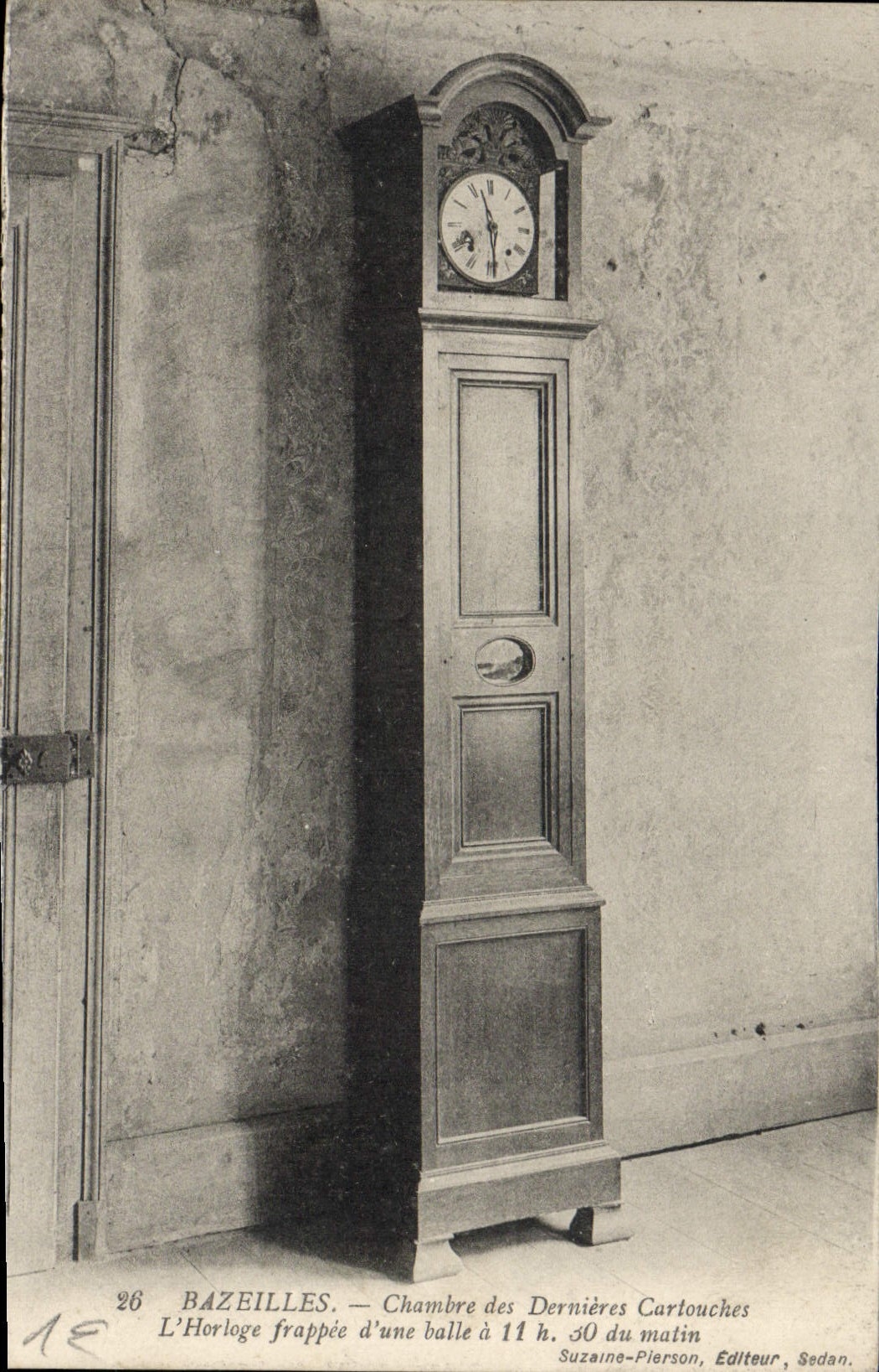 VINTAGE POSTCARD Bazeilles Room of the Last Cartridges the clock frappee of a ball