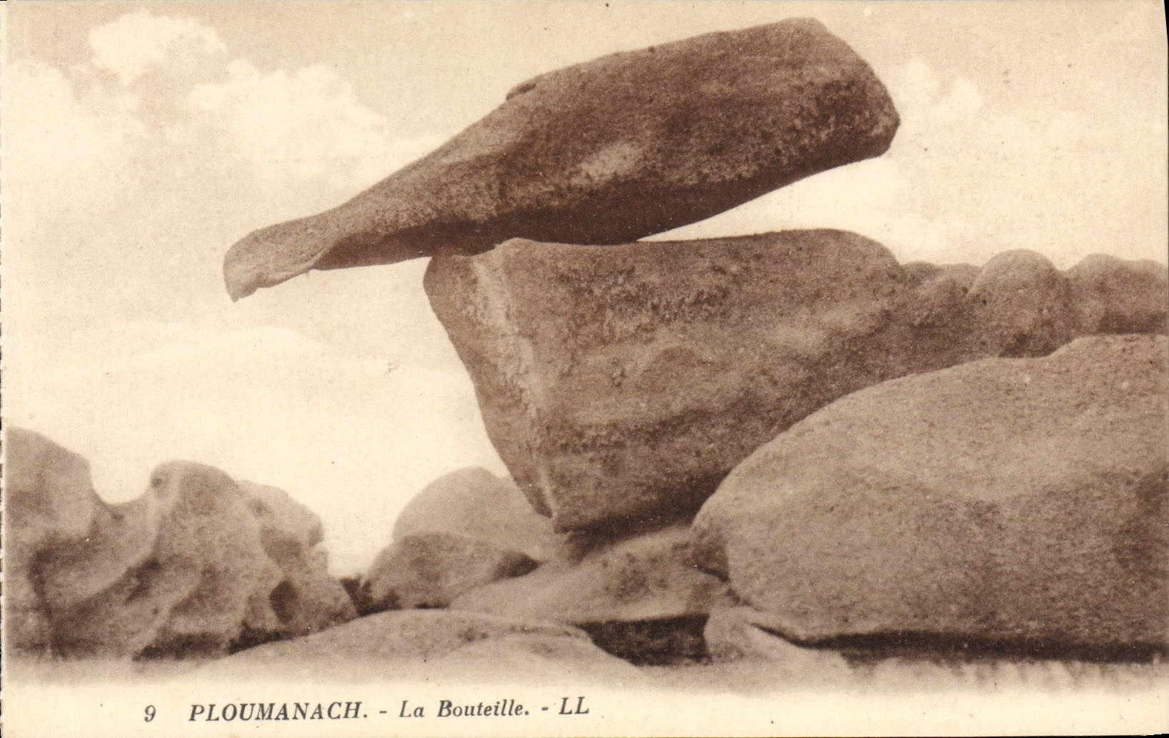 CPA Ploumanach La Bouteille